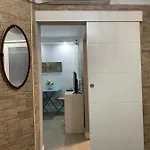 La Puerta Azul En El Corazon De 加的斯