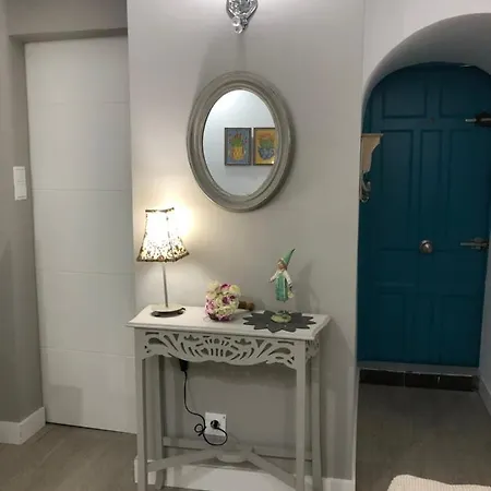 La Puerta Azul En El Corazon De * Cadiz